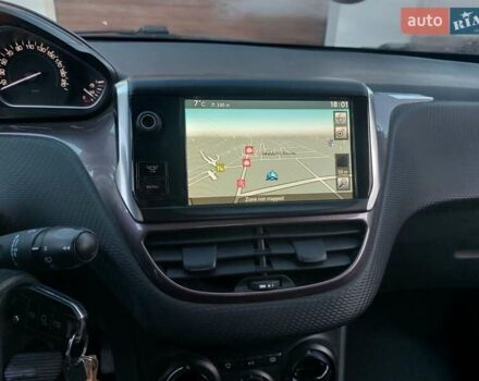 Серый Пежо 2008, объемом двигателя 1.6 л и пробегом 180 тыс. км за 9000 $, фото 12 на Automoto.ua