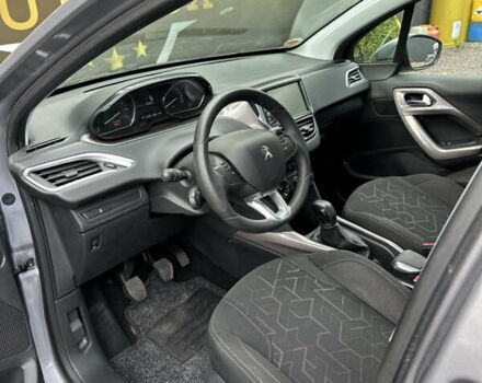 Сірий Пежо 2008, об'ємом двигуна 1.2 л та пробігом 100 тис. км за 8500 $, фото 6 на Automoto.ua