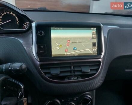 Пежо 2008 2014 у Дунаевцах на Automoto.ua Сірий Пежо 2008, об'ємом двигуна 1.6 л та пробігом 179 тис. км за 10000 $, фото 11 на Automoto.ua