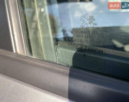 Серый Пежо 2008, объемом двигателя 1.2 л и пробегом 83 тыс. км за 10500 $, фото 22 на Automoto.ua