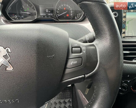 Серый Пежо 2008, объемом двигателя 1.6 л и пробегом 206 тыс. км за 10599 $, фото 43 на Automoto.ua