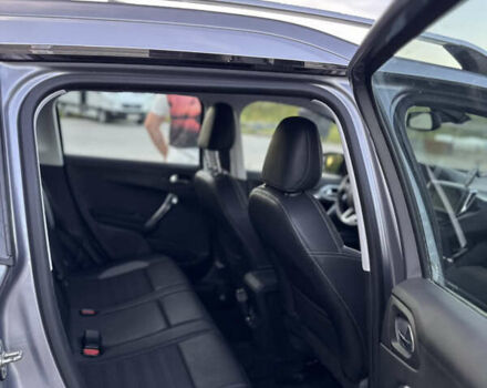 Сірий Пежо 2008, об'ємом двигуна 1.2 л та пробігом 245 тис. км за 7600 $, фото 6 на Automoto.ua