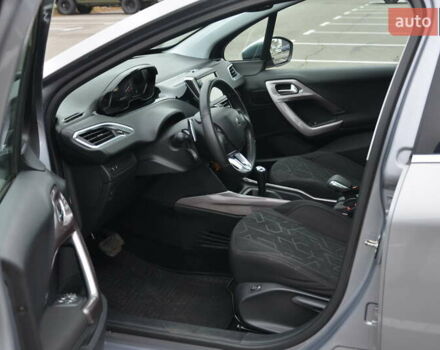 Сірий Пежо 2008, об'ємом двигуна 1.2 л та пробігом 88 тис. км за 11500 $, фото 23 на Automoto.ua