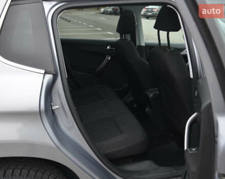 Серый Пежо 2008, объемом двигателя 1.2 л и пробегом 88 тыс. км за 10999 $, фото 33 на Automoto.ua