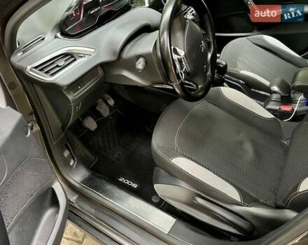 Сірий Пежо 2008, об'ємом двигуна 1.2 л та пробігом 76 тис. км за 10000 $, фото 11 на Automoto.ua