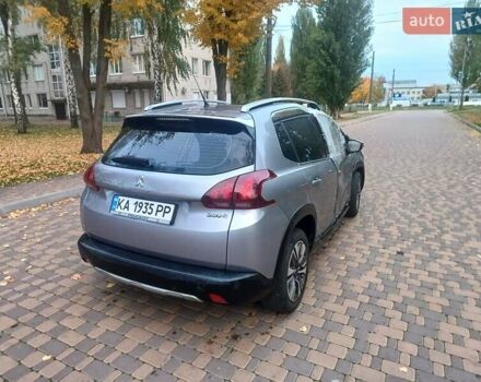 Пежо 2008 2016 в Киеве на Automoto.ua Серый Пежо 2008, объемом двигателя 1.56 л и пробегом 113 тыс. км за 7400 $, фото 7 на Automoto.ua