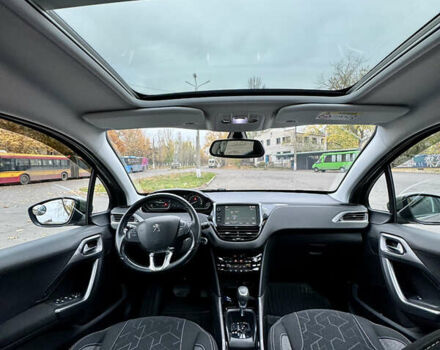 Серый Пежо 2008, объемом двигателя 1.2 л и пробегом 67 тыс. км за 13600 $, фото 26 на Automoto.ua