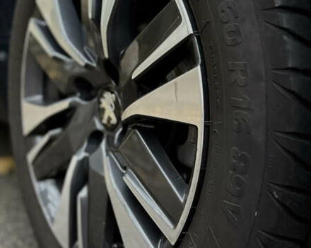 Серый Пежо 2008, объемом двигателя 1.2 л и пробегом 45 тыс. км за 13400 $, фото 9 на Automoto.ua