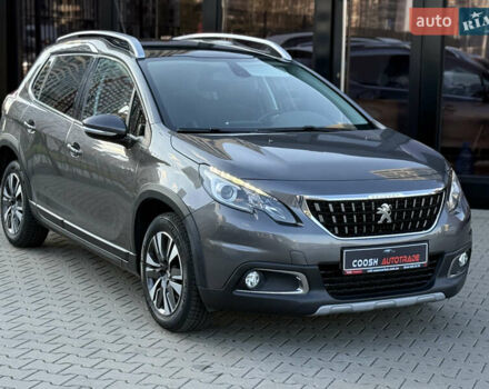 Пежо 2008 2017 у Києві на Automoto.ua Сірий Пежо 2008, об'ємом двигуна 1.2 л та пробігом 77 тис. км за 10900 $, фото 1 на Automoto.ua