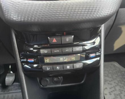 Пежо 2008 2019 в Хмельницком на Automoto.ua Серый Пежо 2008, объемом двигателя 1.2 л и пробегом 65 тыс. км за 11899 $, фото 21 на Automoto.ua