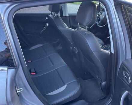 Пежо 2008 2019 у Миргороде на Automoto.ua Сірий Пежо 2008, об'ємом двигуна 0 л та пробігом 100 тис. км за 12500 $, фото 12 на Automoto.ua