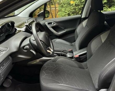 Пежо 2008 2019 в Киеве на Automoto.ua Серый Пежо 2008, объемом двигателя 1.2 л и пробегом 45 тыс. км за 13800 $, фото 6 на Automoto.ua