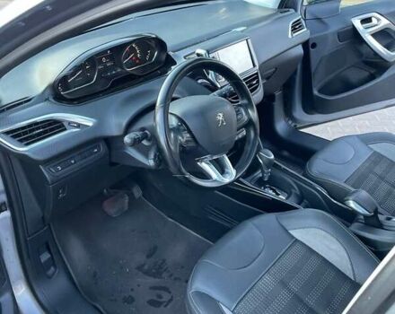 Пежо 2008 2019 у Миргороде на Automoto.ua Сірий Пежо 2008, об'ємом двигуна 0 л та пробігом 100 тис. км за 12500 $, фото 5 на Automoto.ua