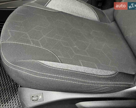 Серый Пежо 2008, объемом двигателя 1.2 л и пробегом 53 тыс. км за 10200 $, фото 10 на Automoto.ua