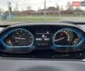 Серый Пежо 2008, объемом двигателя 1.2 л и пробегом 200 тыс. км за 12200 $, фото 16 на Automoto.ua