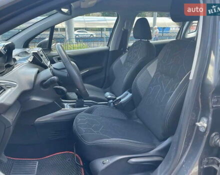 Пежо 2008 2019 у Києві на Automoto.ua Сірий Пежо 2008, об'ємом двигуна 1.2 л та пробігом 51 тис. км за 10950 $, фото 13 на Automoto.ua