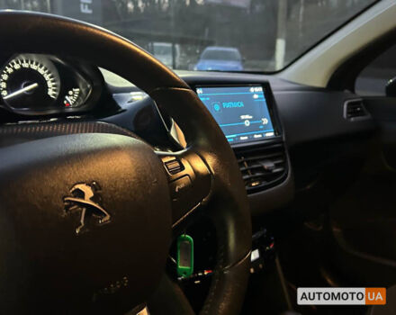 Сірий Пежо 2008, об'ємом двигуна 1.2 л та пробігом 67 тис. км за 12800 $, фото 9 на Automoto.ua