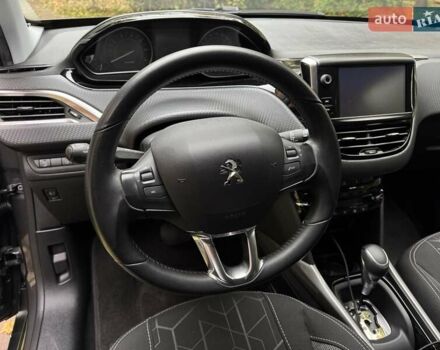 Пежо 2008 2019 в Киеве на Automoto.ua Серый Пежо 2008, объемом двигателя 1.2 л и пробегом 45 тыс. км за 13800 $, фото 8 на Automoto.ua