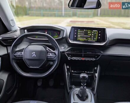 Серый Пежо 2008, объемом двигателя 1.2 л и пробегом 52 тыс. км за 16000 $, фото 18 на Automoto.ua