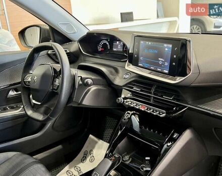 Сірий Пежо 2008, об'ємом двигуна 1.2 л та пробігом 26 тис. км за 20000 $, фото 18 на Automoto.ua