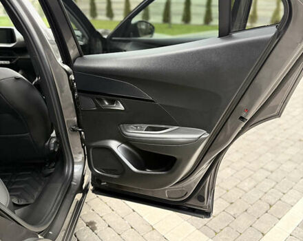 Сірий Пежо 2008, об'ємом двигуна 1.2 л та пробігом 70 тис. км за 18900 $, фото 56 на Automoto.ua