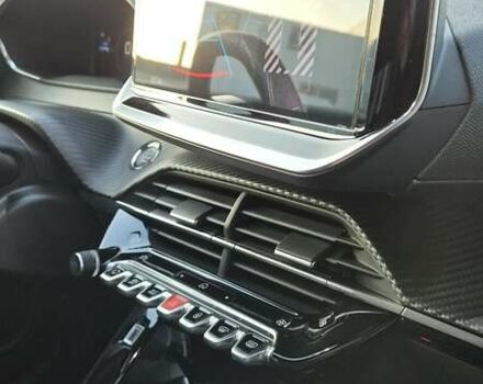 Серый Пежо 2008, объемом двигателя 1.2 л и пробегом 10 тыс. км за 22999 $, фото 90 на Automoto.ua