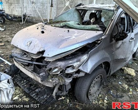 Серый Пежо 2008, объемом двигателя 12 л и пробегом 90 тыс. км за 1330 $, фото 1 на Automoto.ua