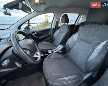 Пежо 2008 2019 у Одесі на Automoto.ua Синій Пежо 2008, об'ємом двигуна 1.2 л та пробігом 92 тис. км за 14500 $, фото 16 на Automoto.ua