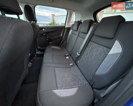 Пежо 2008 2019 у Одесі на Automoto.ua Синій Пежо 2008, об'ємом двигуна 1.2 л та пробігом 92 тис. км за 14500 $, фото 18 на Automoto.ua