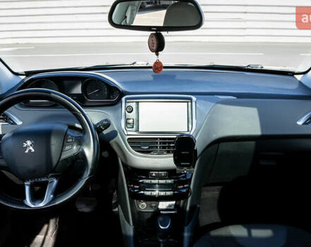 Зелений Пежо 2008, об'ємом двигуна 1.2 л та пробігом 45 тис. км за 12500 $, фото 31 на Automoto.ua