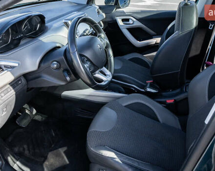 Зелений Пежо 2008, об'ємом двигуна 1.2 л та пробігом 45 тис. км за 12500 $, фото 20 на Automoto.ua