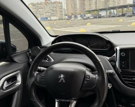 Зелений Пежо 2008, об'ємом двигуна 1.2 л та пробігом 114 тис. км за 12500 $, фото 8 на Automoto.ua