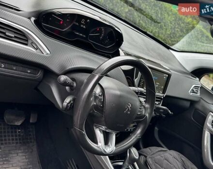 Зеленый Пежо 2008, объемом двигателя 1.2 л и пробегом 133 тыс. км за 12000 $, фото 11 на Automoto.ua