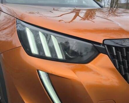 Оранжевый Пежо 2008, объемом двигателя 1.2 л и пробегом 90 тыс. км за 20000 $, фото 7 на Automoto.ua