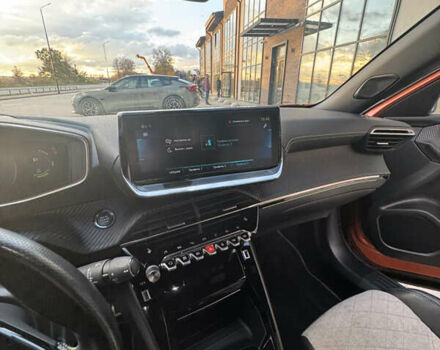 Пежо 2008 2020 в Тернополе на Automoto.ua Оранжевый Пежо 2008, объемом двигателя 0 л и пробегом 98 тыс. км за 16800 $, фото 46 на Automoto.ua