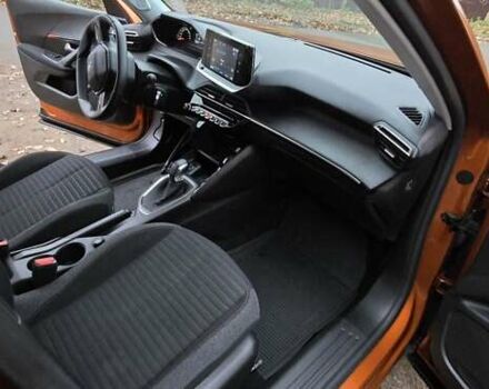 Оранжевый Пежо 2008, объемом двигателя 1.2 л и пробегом 84 тыс. км за 17500 $, фото 18 на Automoto.ua