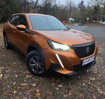 Оранжевый Пежо 2008, объемом двигателя 1.2 л и пробегом 84 тыс. км за 17500 $, фото 6 на Automoto.ua