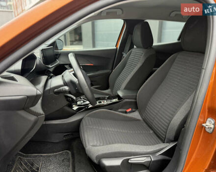 Помаранчевий Пежо 2008, об'ємом двигуна 0 л та пробігом 68 тис. км за 16600 $, фото 7 на Automoto.ua