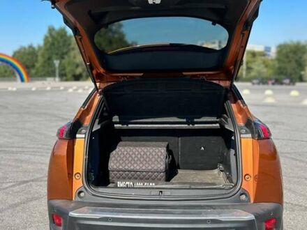 Оранжевый Пежо 2008, объемом двигателя 1.2 л и пробегом 20 тыс. км за 18000 $, фото 1 на Automoto.ua