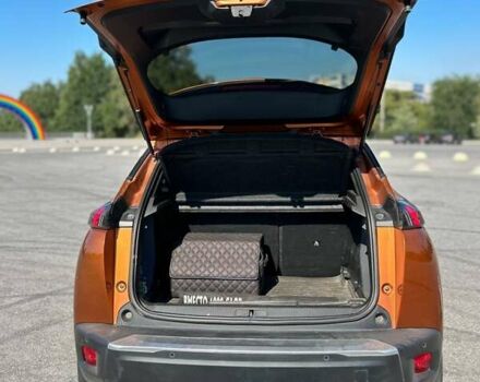 Оранжевый Пежо 2008, объемом двигателя 1.2 л и пробегом 20 тыс. км за 18000 $, фото 1 на Automoto.ua