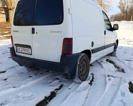 Белый Пежо 204, объемом двигателя 1.4 л и пробегом 184 тыс. км за 2500 $, фото 4 на Automoto.ua