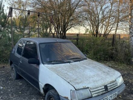 Пежо 205 1986 в Львове на Automoto.ua Серый Пежо 205, объемом двигателя 1.1 л и пробегом 200 тыс. км за 500 $, фото 1 на Automoto.ua