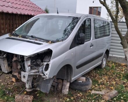 Серый Пежо 205, объемом двигателя 0 л и пробегом 200 тыс. км за 2000 $, фото 1 на Automoto.ua