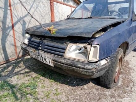 Пежо 205 1988 у Броварах на Automoto.ua Синій Пежо 205, об'ємом двигуна 0 л та пробігом 1 тис. км за 416 $, фото 1 на Automoto.ua