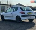 Белый Пежо 206, объемом двигателя 1.87 л и пробегом 89 тыс. км за 1990 $, фото 8 на Automoto.ua