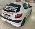 Белый Пежо 206, объемом двигателя 1.4 л и пробегом 280 тыс. км за 3200 $, фото 1 на Automoto.ua