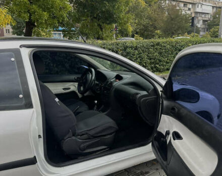 Білий Пежо 206, об'ємом двигуна 1.87 л та пробігом 268 тис. км за 3200 $, фото 14 на Automoto.ua