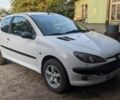 Белый Пежо 206, объемом двигателя 1.9 л и пробегом 271 тыс. км за 2123 $, фото 1 на Automoto.ua