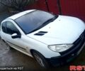 Белый Пежо 206, объемом двигателя 1.1 л и пробегом 200 тыс. км за 1250 $, фото 1 на Automoto.ua