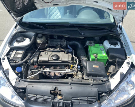 Белый Пежо 206, объемом двигателя 1.36 л и пробегом 293 тыс. км за 2500 $, фото 6 на Automoto.ua